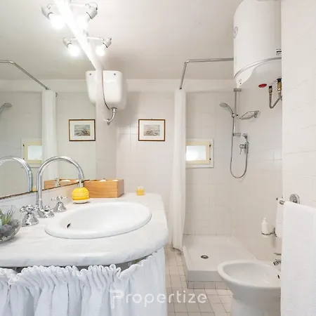 Appartamento Rifugio Romantico Con Vista Esclusiva - Centro Citta Cagliari